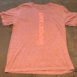 Purple t-shirt never worn with no tags